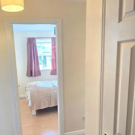 Cosy In Tallaght * Dublin